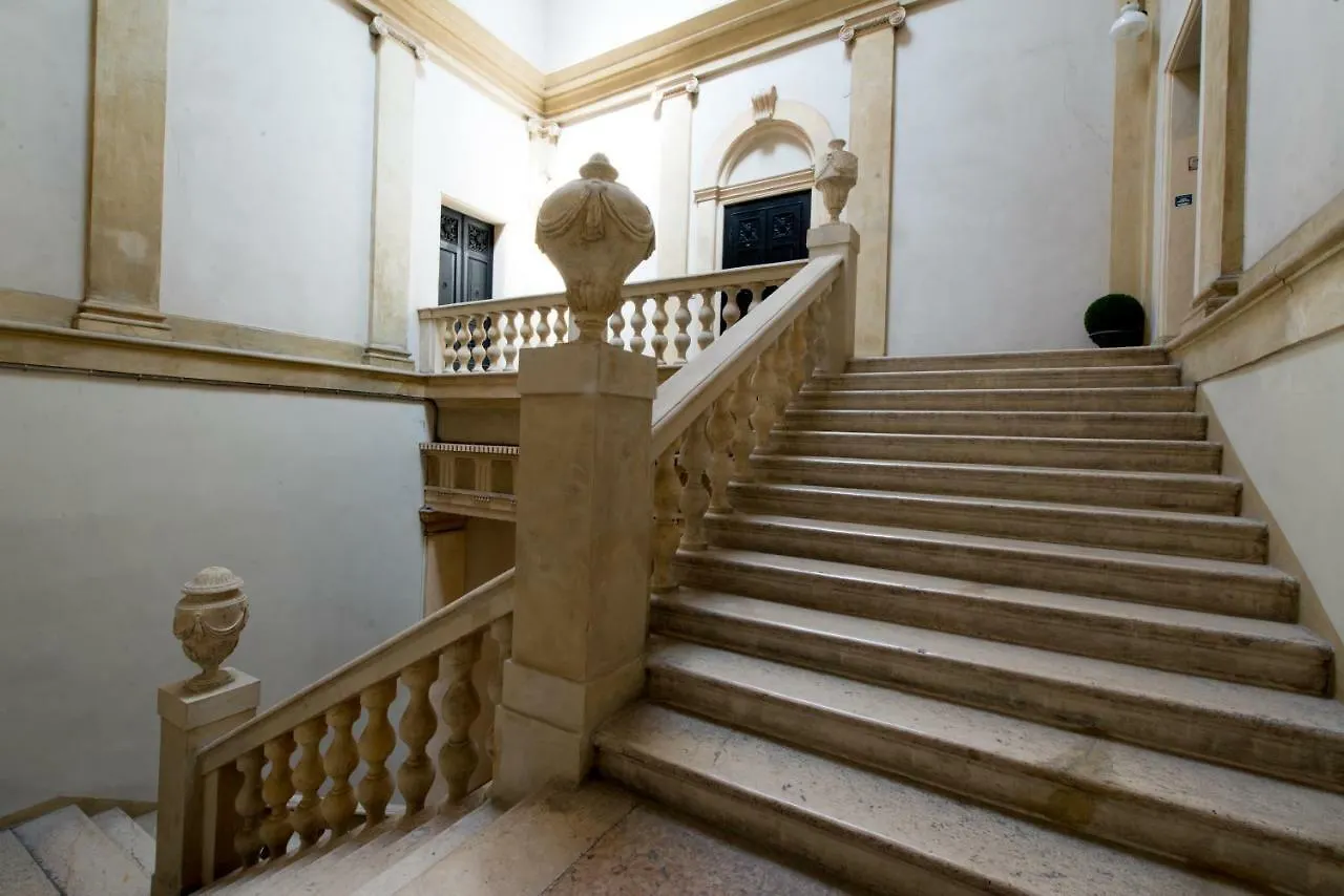 Il Cappello Di Giulietta Hotel Verona 0*,  Italy