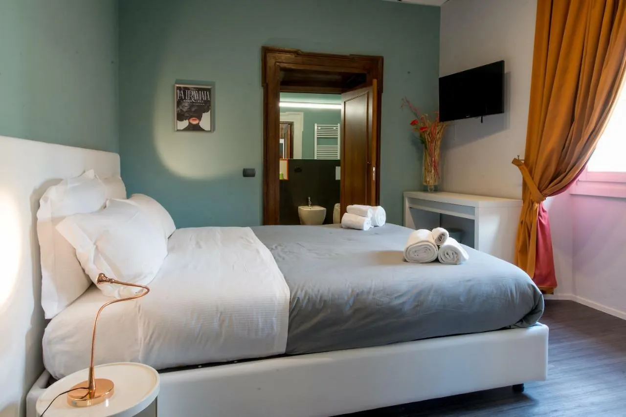 Guest house Il Cappello Di Giulietta Hotel Verona Italy